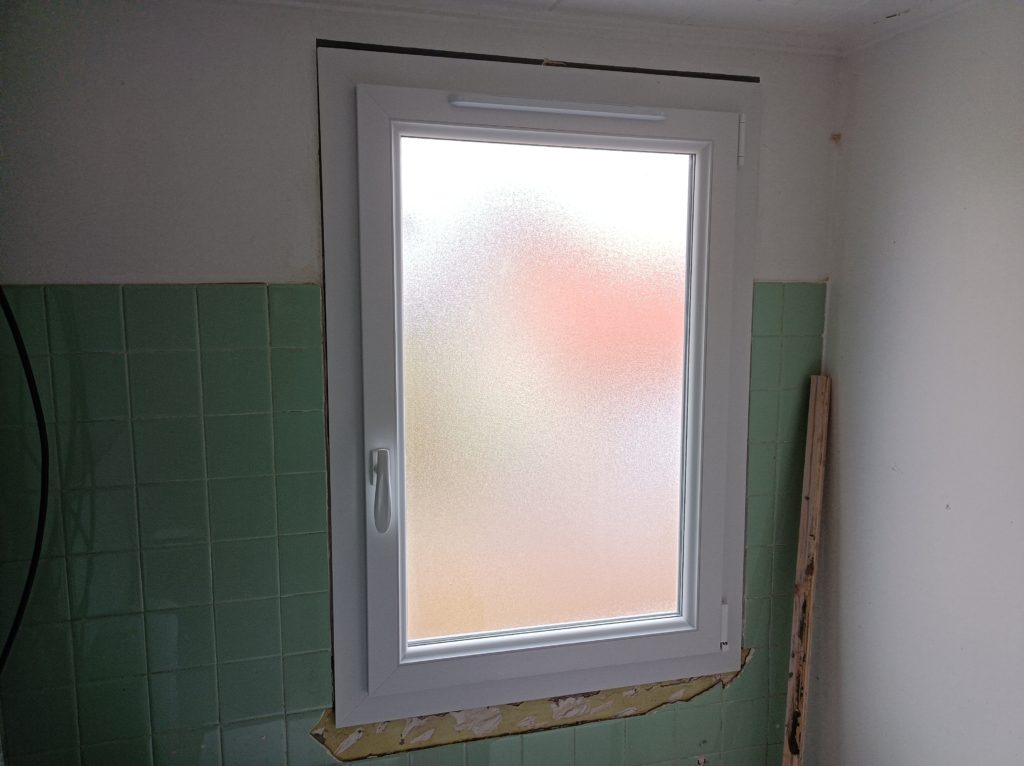 Fenetres pvc, rénovation de maison Luzy