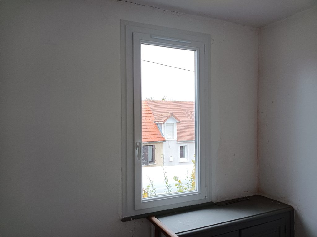 Fenetres pvc, rénovation de maison Luzy
