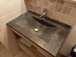 Réfection des joints en silicone du lavabo