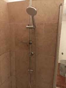 Remplacement d'un pommeau de douche