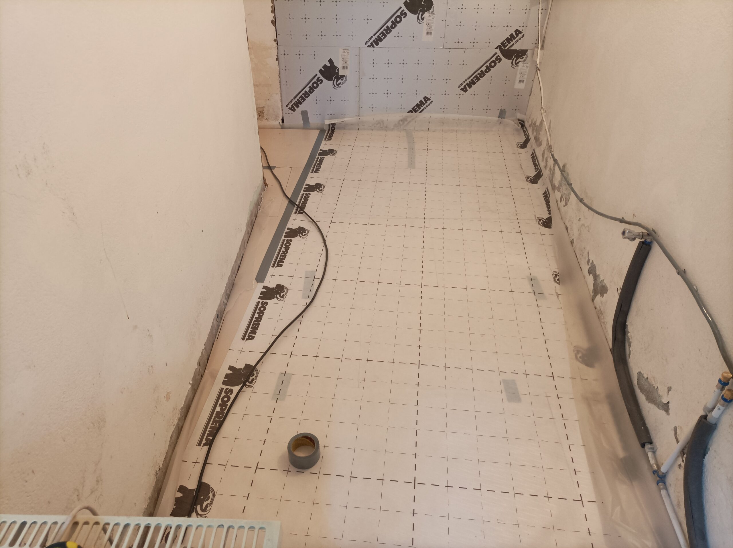 Rénovation cuisine, sol à Luzy