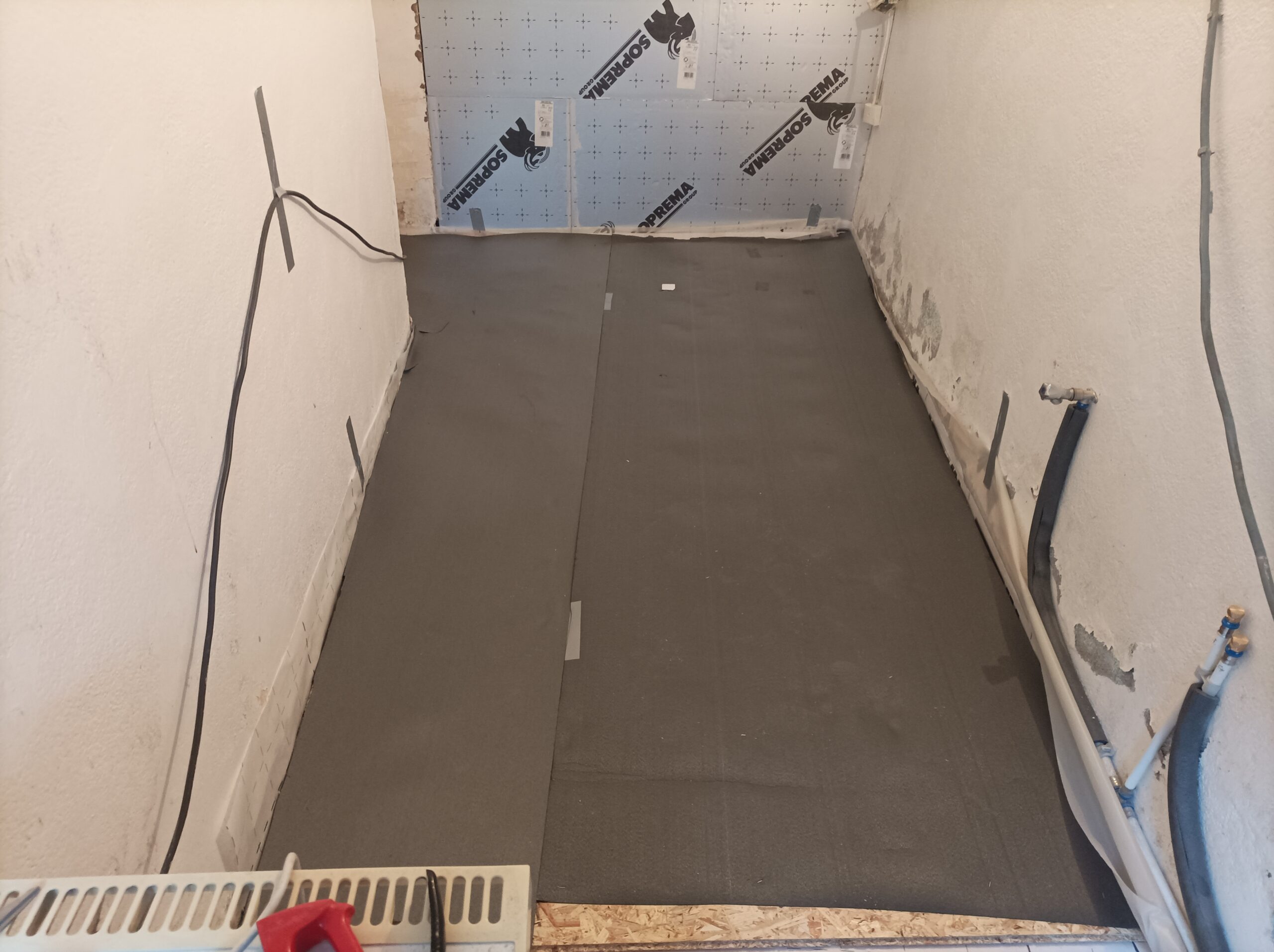 Rénovation cuisine, sol à Luzy