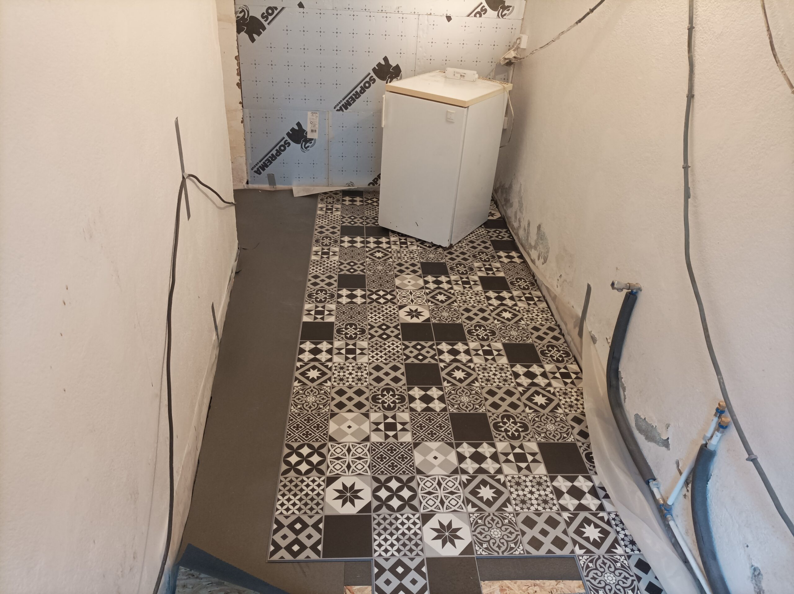 Rénovation cuisine, sol à Luzy