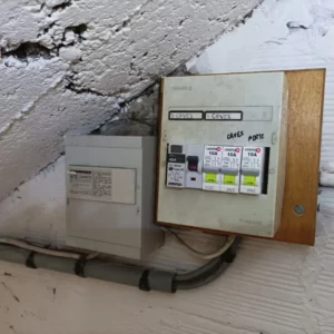 Rénovation d'une installation électrique avec disjoncteurs