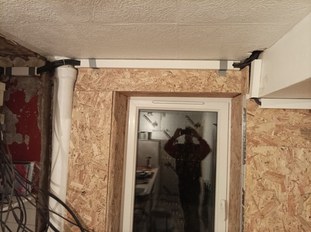 Placage des murs en bois