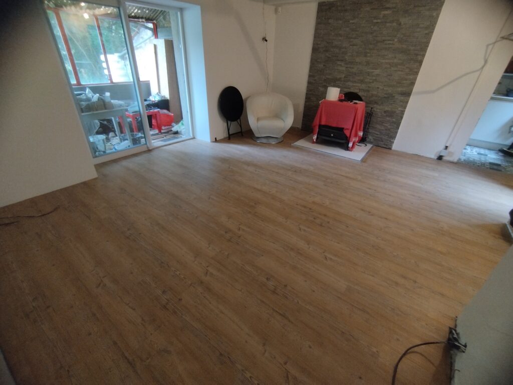 Pose de parquet flottant en pvc