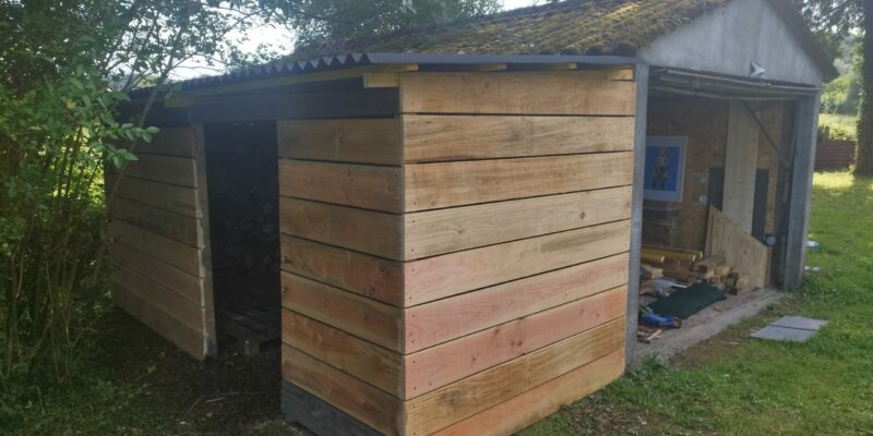 abri pour le bois
